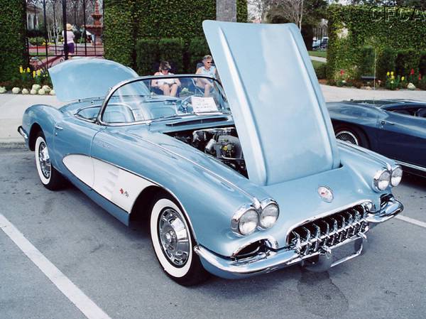 030.As was Glen Duff's beautiful Frost Blue '59 fuelie.JPG