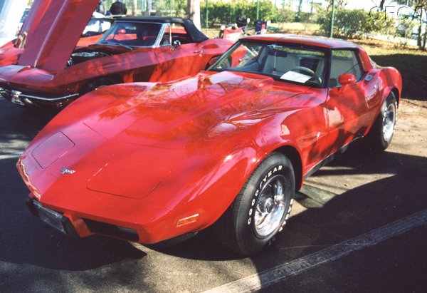 021.Which was parked next this beautiful Corvette Red '79.JPG