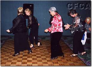 005.Uh-oh, the alien ritual has begun.JPG
