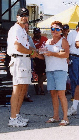 037.Annette Johnson accepting her C2 trophy.JPG