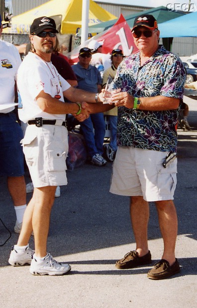 041.Tom Asbury accepting his C3 trophy.JPG