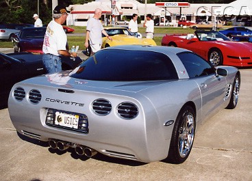 032.Stu and his winning silver '01 C5.JPG