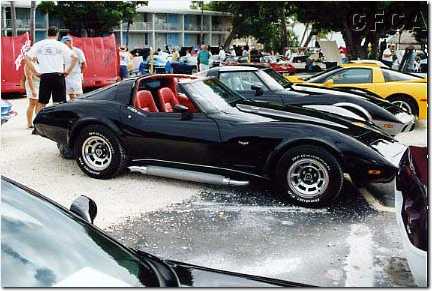 037.A very nice modified black '79.jpg