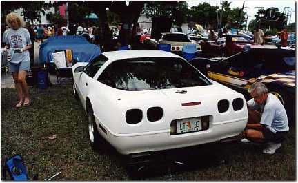 043.Joanne and Tony preparing their perfect '93 LT-1.jpg