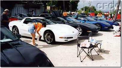 068.Tom's '99 FRC being judged in momentary sunshine.jpg