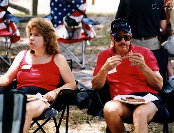 034.Patty and Rob McKey enjoying their vittles.jpg