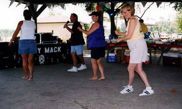 042.The Electric Slide made another appearance.jpg