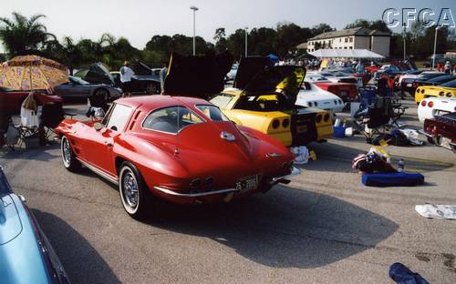010.It was elbows and you-know-whats as everyone worked on their cars.JPG