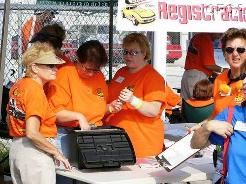 06 BUSY AT REGISTRATION.JPG
