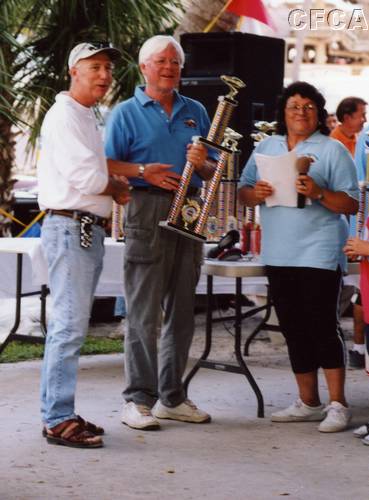 070.Bill accepting his C5 award.JPG