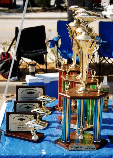 013.There were some very nice trophies.jpg