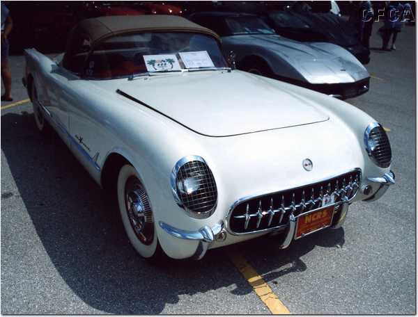 010.And, boy, were there some beauties to behold, like this Top Flight Polo White '54.JPG