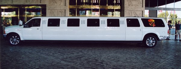 011.Nothing says 'I love you' quite like a 40' Super-stretch Excursion.JPG
