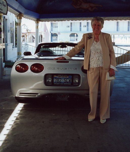 057.We Yanks don't get all the fun---Helen with the C5.JPG