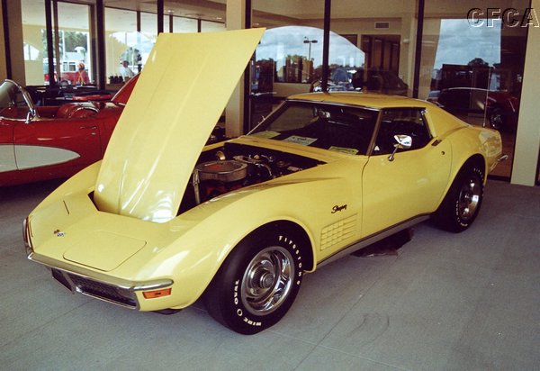 003.There were some beautiful classics on display.JPG