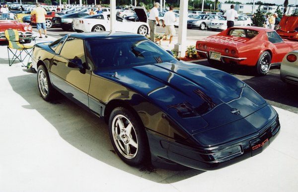 016.It's almost as shiny as Kim's '90 . . ..JPG