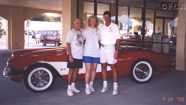 022.After a very long day, good friends Tony and Joanne Diaz join Mark for farewells.JPG