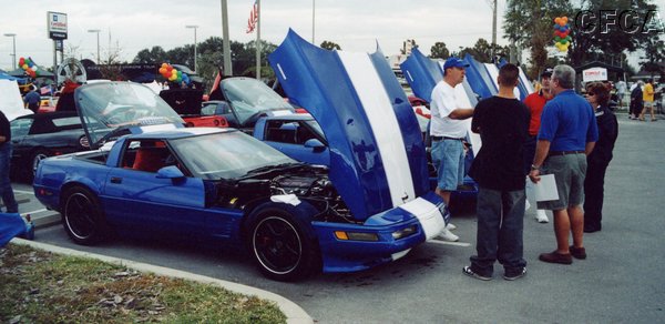 012.Hutch holding court on the virtures of owning a 1 of 1,000 GS.JPG