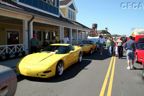 012.Yellow was popular at this particular location.jpg