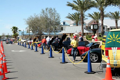 031.Lisa and Kim were lucky to have WVIG park their broadscast van right next them.jpg